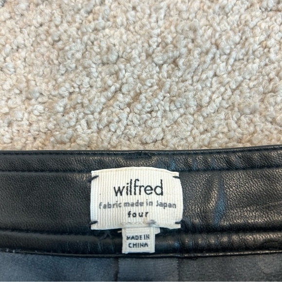 Aritzia Wilfred Adrienne Faux Leather Pleather Vegan Skinny Pant Black Sz 4 - Picture 9 of 14